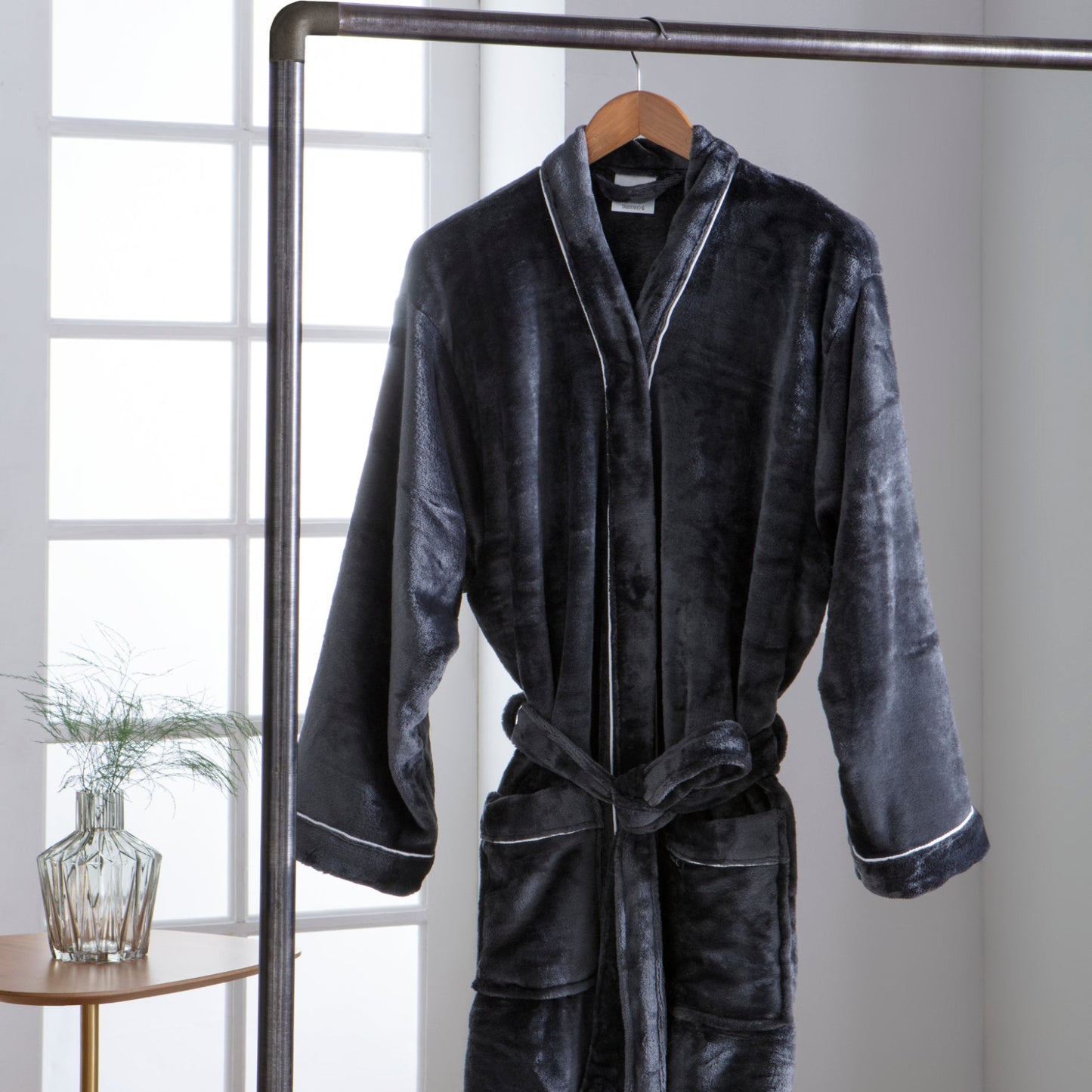 Roupão Kacyumara 300 Toque de Seda Grafite Tamanho P