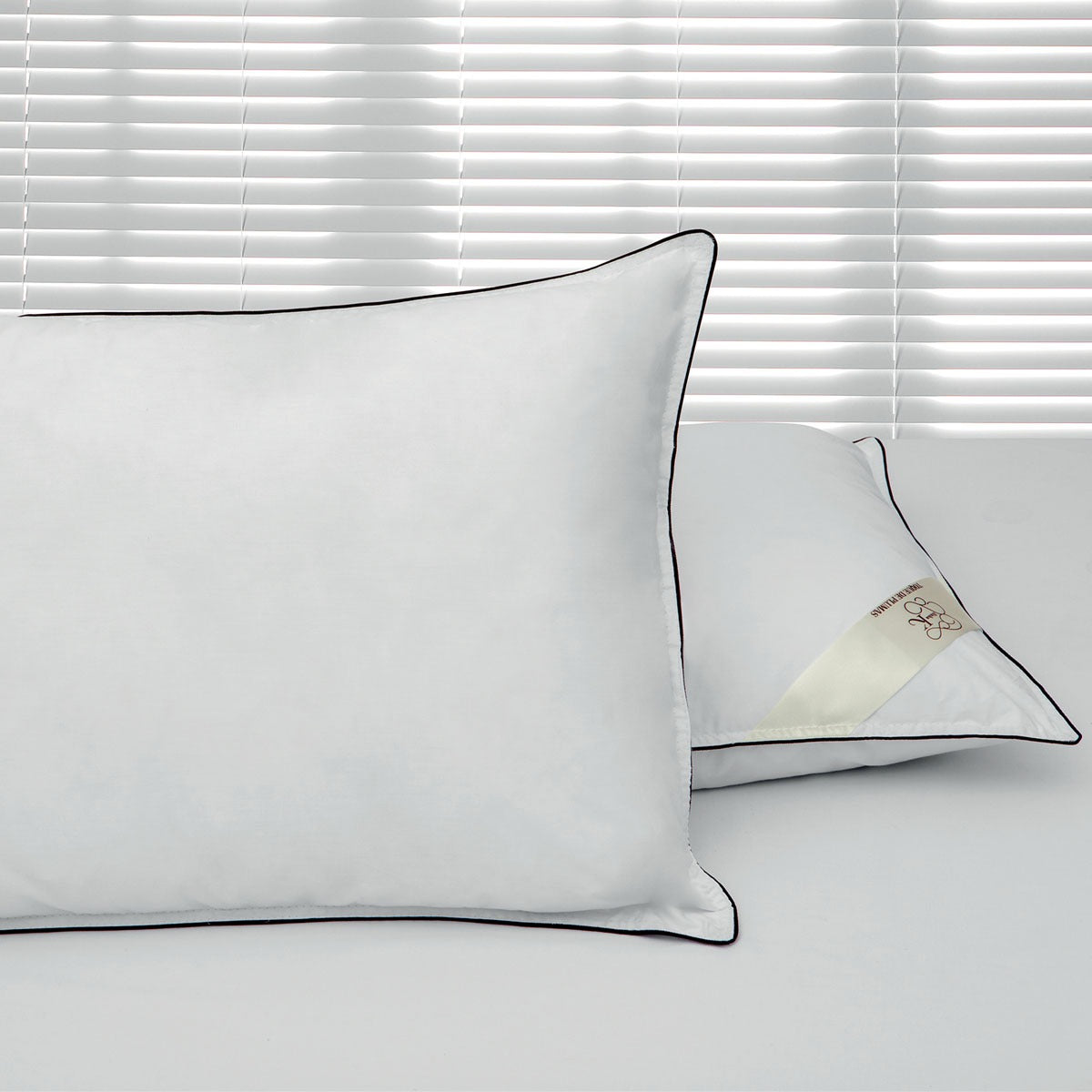 Travesseiro Kacyumara Toque de Plumas 50x90cm