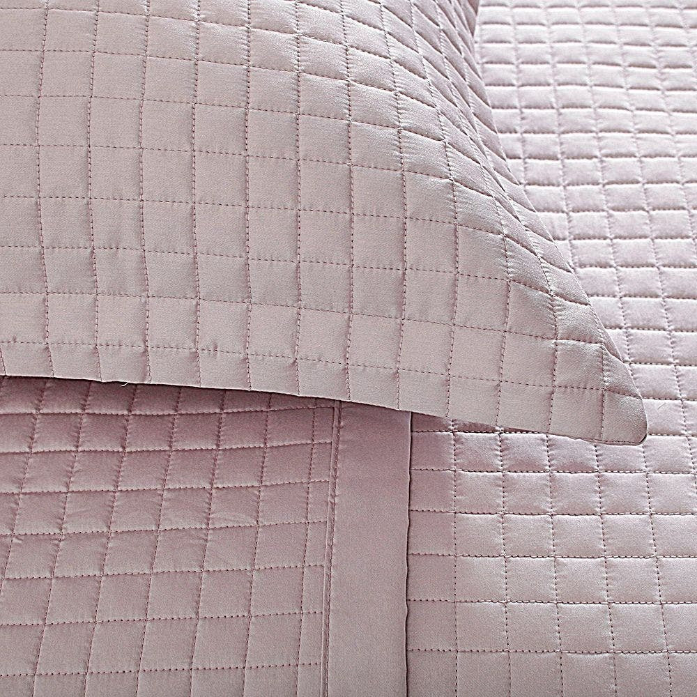 Kit Colcha Queen New Colors Micromatelassê 270 Fios Rosa 2.60x2.50cm