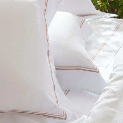 Jogo Duvet Kacyumara Fiji Super King Branco/Rose 100% Algodão Percal de 300 Fios