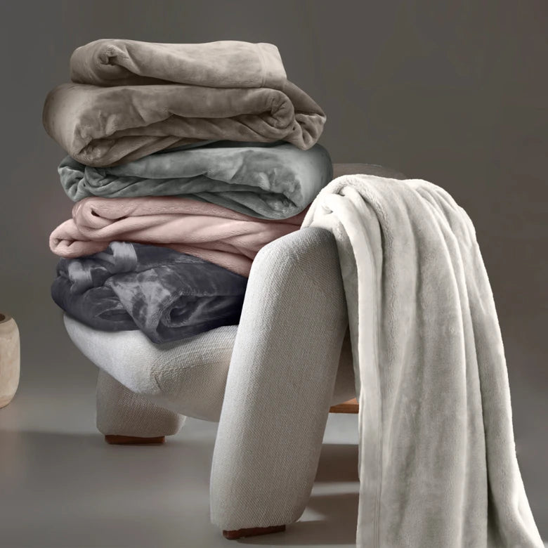 Cobertor Blanket Kacyumara Gran 700 King Branco