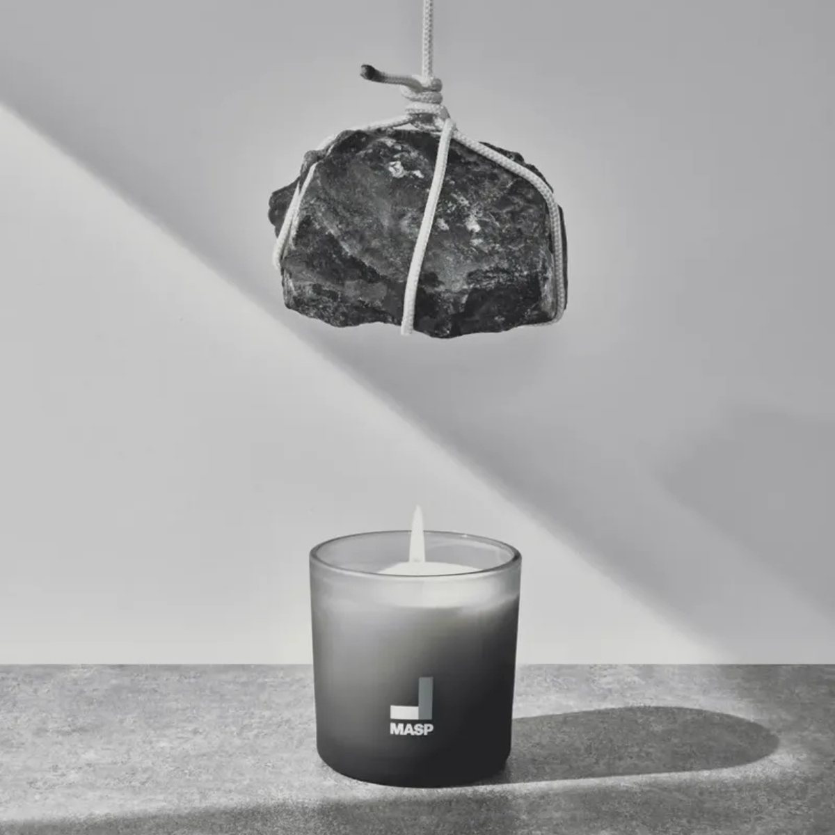Vela Perfumada 170g L'envie Concreto Masp