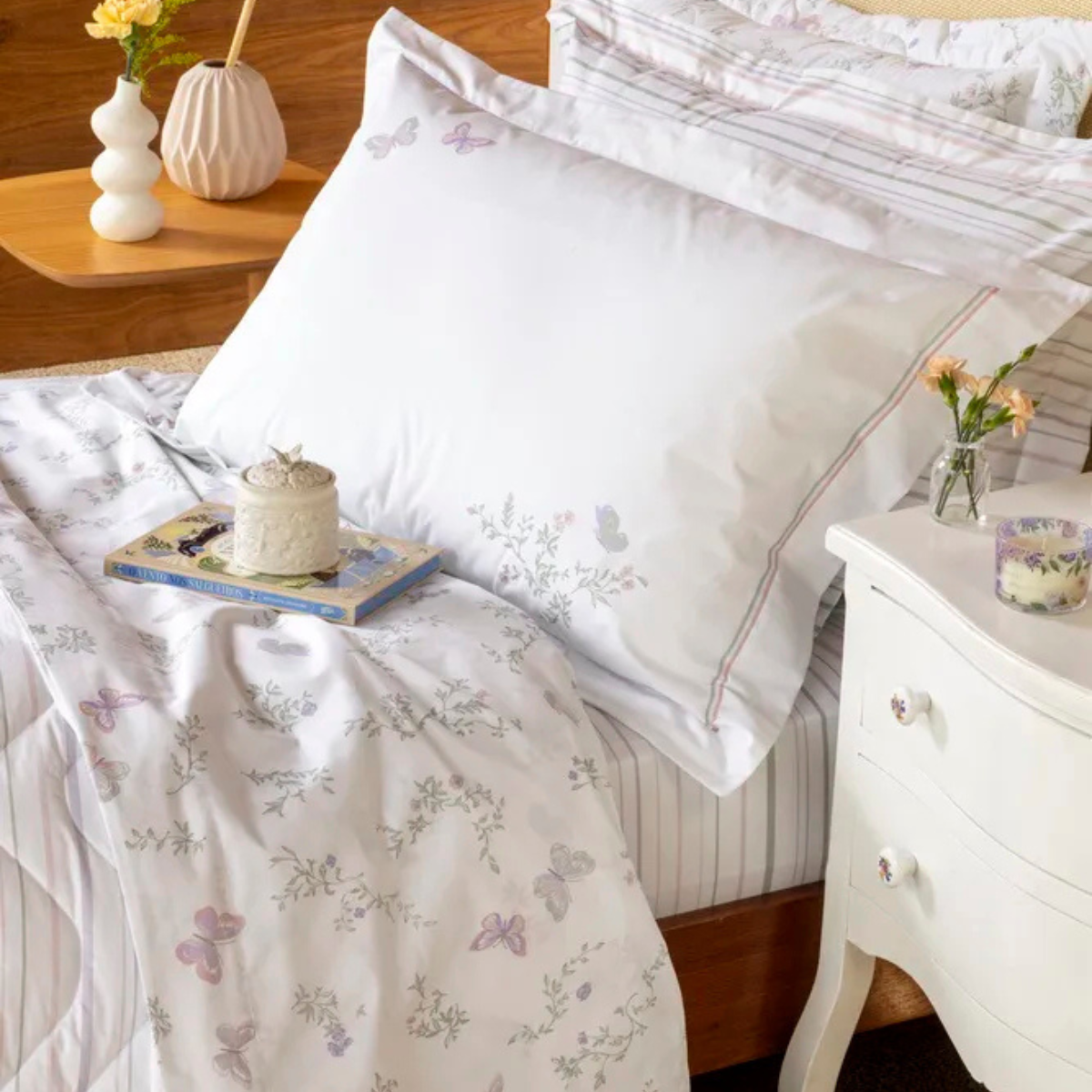 Jogo de Cama Naturalle Solteiro Plus Voo das Borboletas 200 Fios