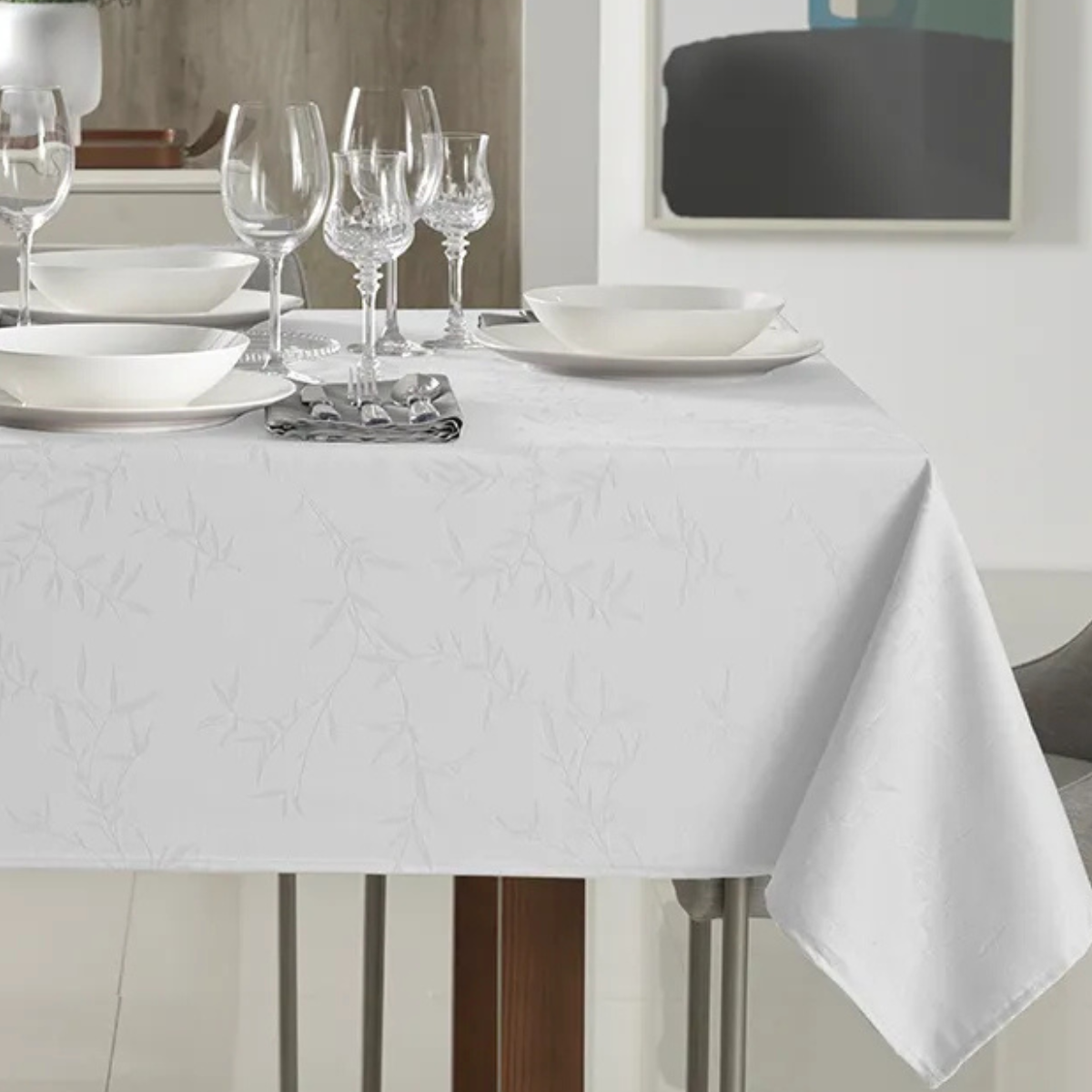 Toalha de Mesa Karsten Veríssimo Branco 2,20x2,20m