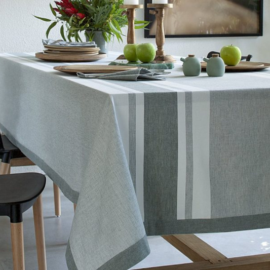 Toalha de Mesa Buddemeyer Impermeável Lush Quadrada 2,20 x 2,20m 100% Algodão