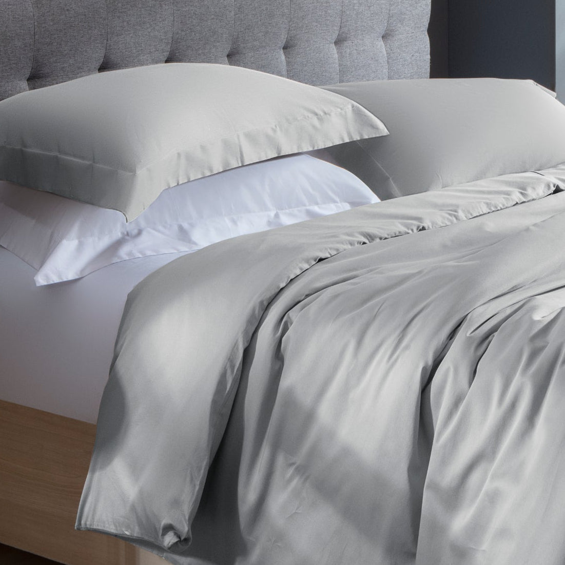 Capa de Duvet Kacyumara Satinee Prata Super King 300 Fios Percal