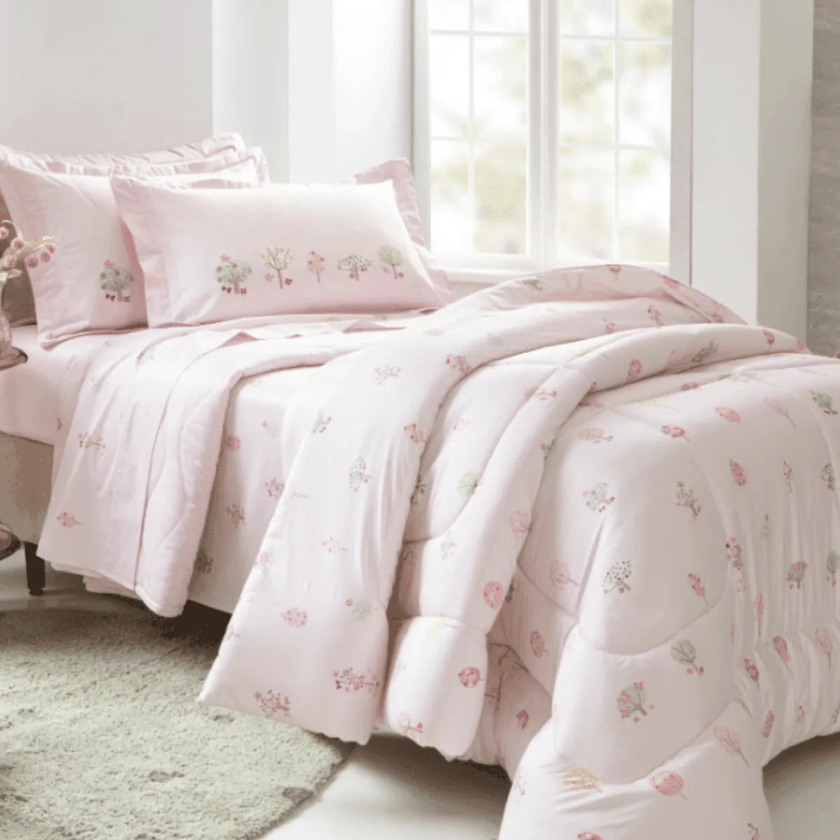 Cobreleito Casal Kacyumara Satinée 300 Fios Amel com 2 Portas Travesseiro 2,20m x 2,40m