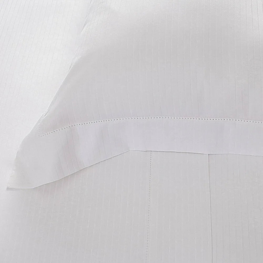 Fronha Buddemeyer Damask Stripes Branco 50cm x 70cm 300 Fios Cetim