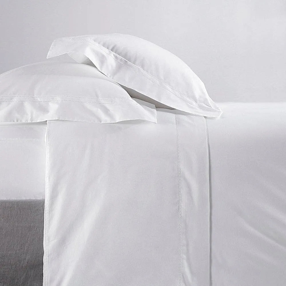 Fronha Buddemeyer Luxus Dallas II 600 Fios com 3 Abas Branco 50cm x 90cm
