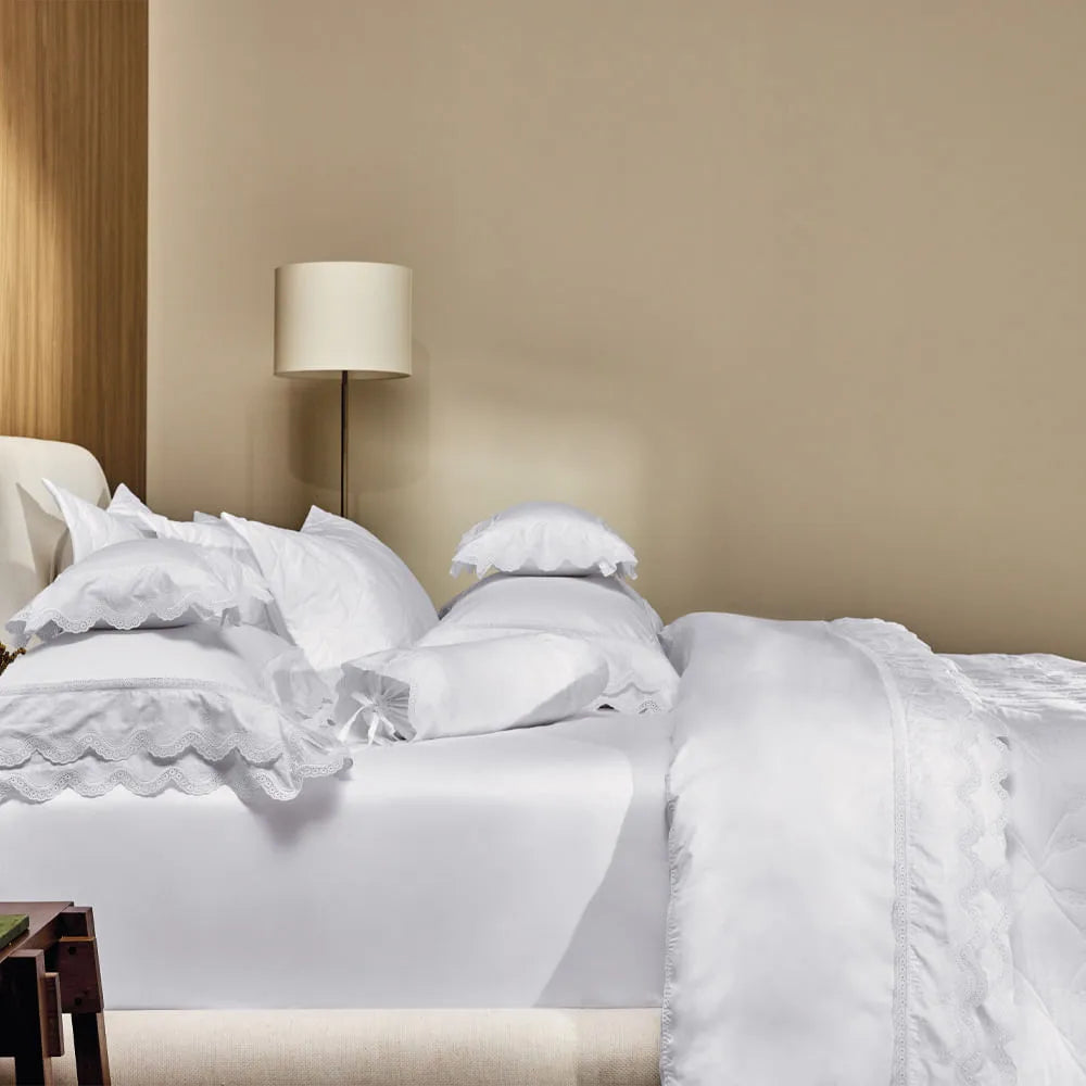 Fronha Trussardi Romanza 300 Fios Cetim 100% Algodão Branco 50x90cm