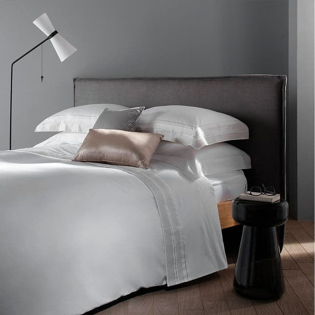 JOGO DE CAMA S.KING HORIZON BRANCO C/BORD.PEROLA 2.80X2.90CM