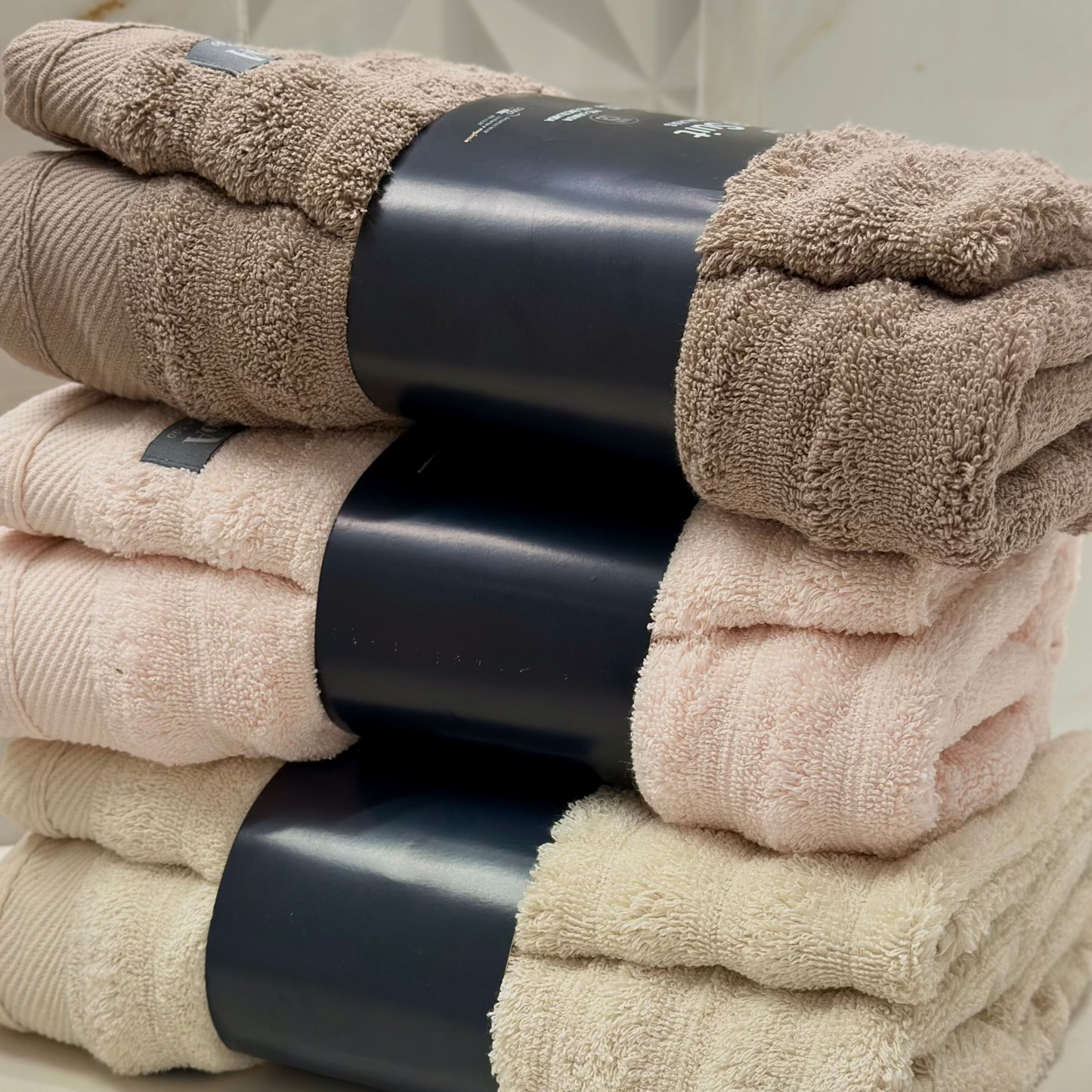 Jogo de Toalha 2 Peças Suit Fio Penteado 520g/m²