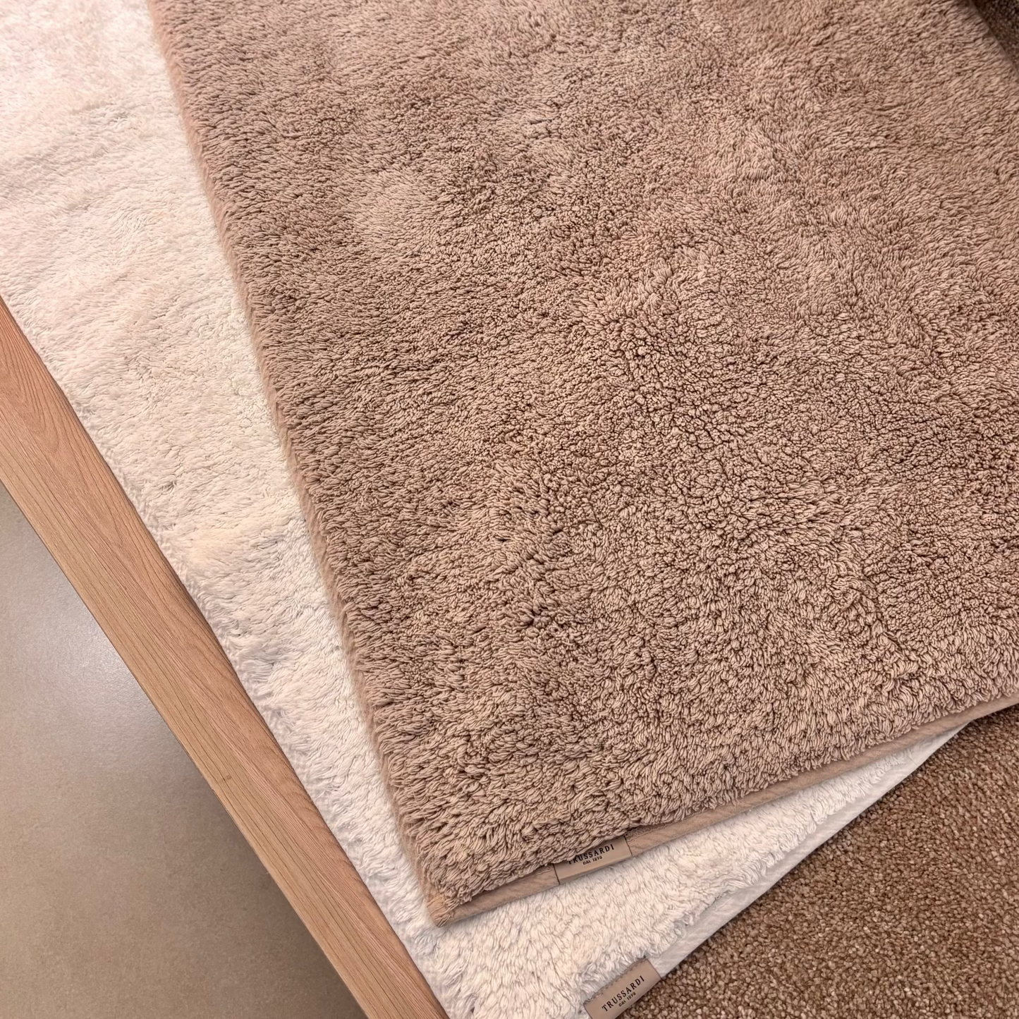 Tapete Trussardi Carmel 100% Algodão Legno 60x120cm