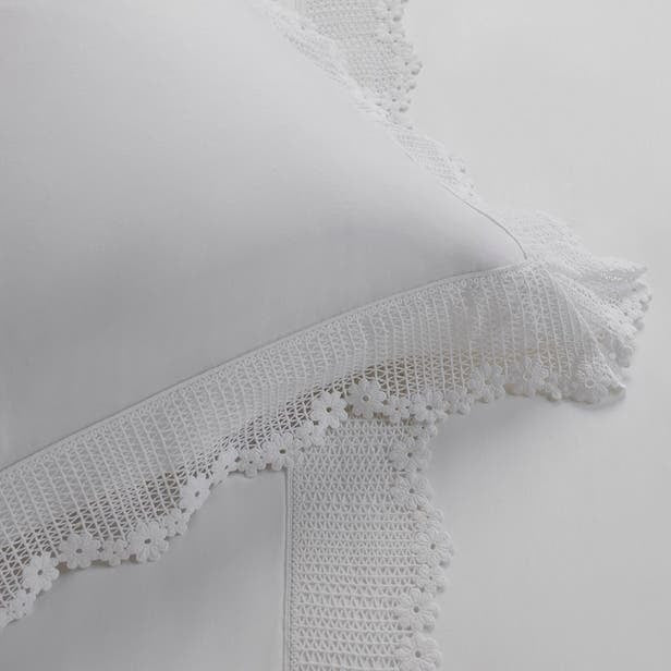 JOGO DE CAMA QUEEN AYA BRANCO C/RENDA BRANCA 2.40X2.80CM