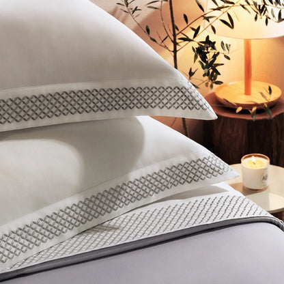 Jogo de Cama King Altenburg Haus Minimal Branco 300 Fios Cetim 100% Fibra de Bambu (4 Peças - 2,80m x 2,60m)