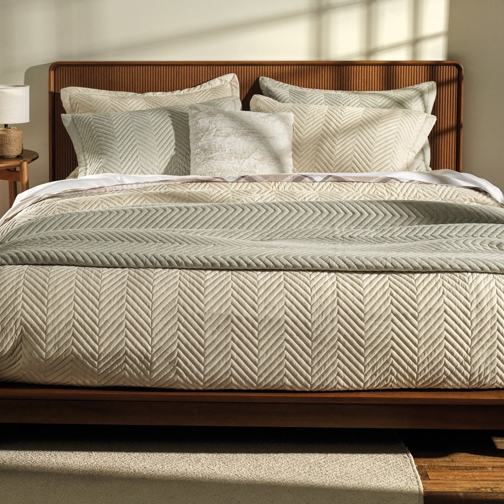 Jogo de Colcha Karsten Arturo Concreto Queen 2,40x2,60m