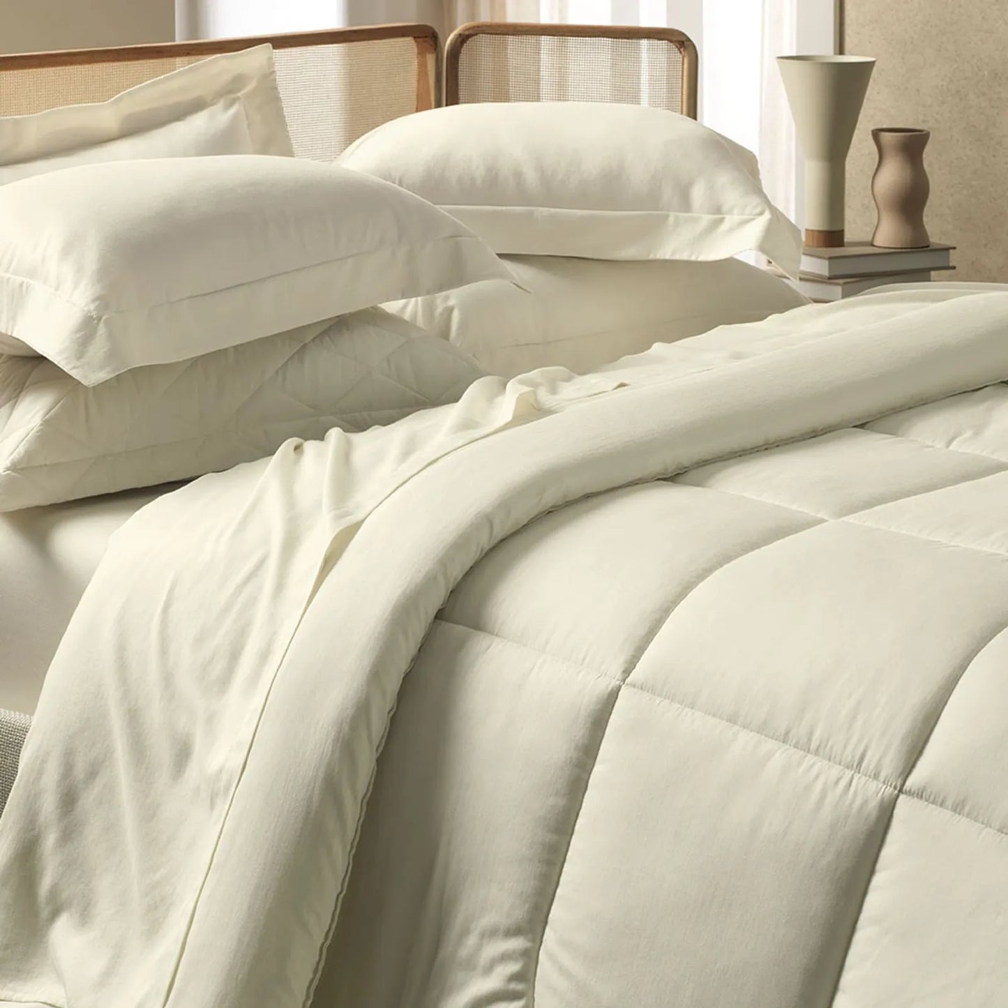 Jogo de 2 Super Fronhas Karsten Bossa Branco 100% Algodão Egípcio Cetim 300 Fios 50cm x 90cm