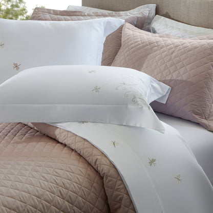 Jogo de Cama Kacyumara Bordado Libelulle Branco/Greenjoy King 300 Fios Cetim