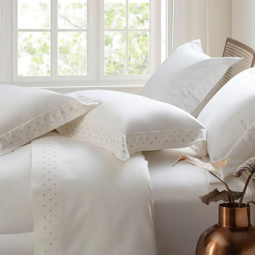 Jogo de Cama King Kacyumara Polinesy Bordado 300 Fios Off-White e Parisis 4 Peças