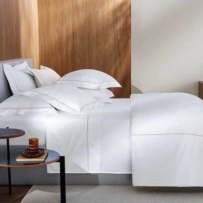 Jogo de Cama King Trussardi Dominicani Branco/Nocciola 600 Fios Cetim 100% Algodão Egípcio