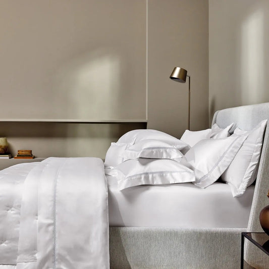 Jogo de Cama Trussardi Montale Branco e Platino King 600 Fios Cetim