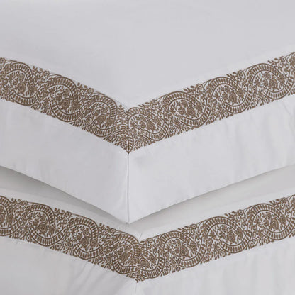 Jogo de Cama Trussardi Rosaria Branco e Fendi King 300 Fios Cetim