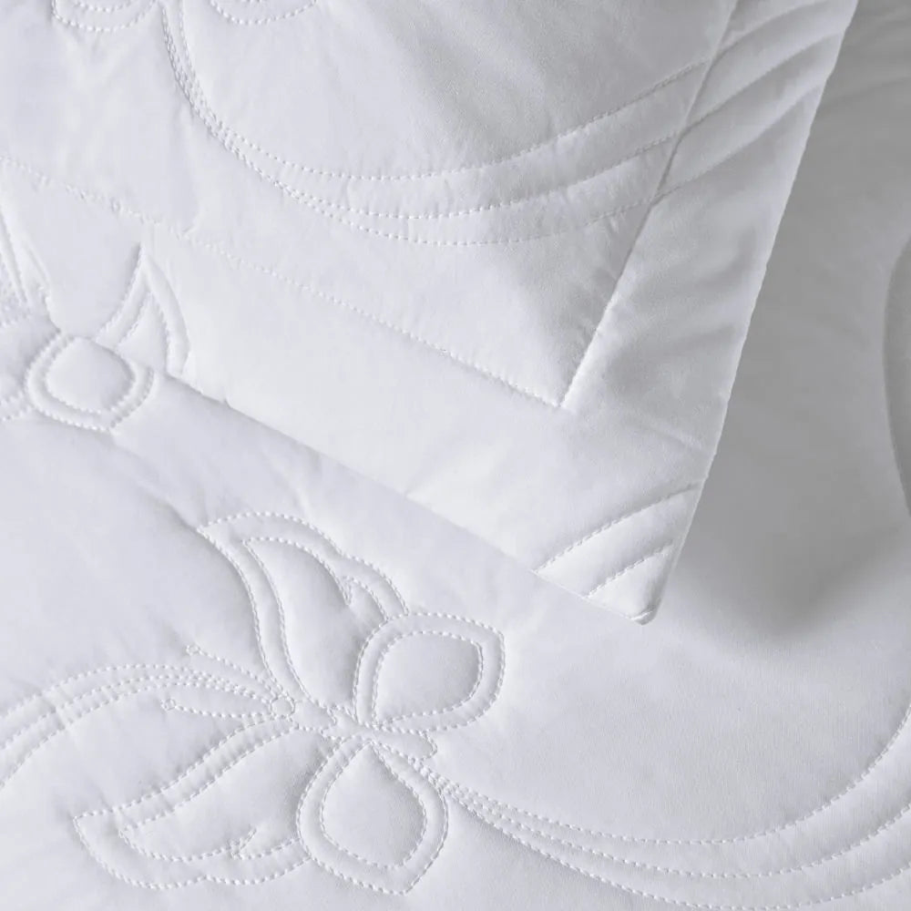 Jogo de Colcha Trussardi Queen Farfalla 200 Fios Percal 100% Algodão Branco 250x250cm