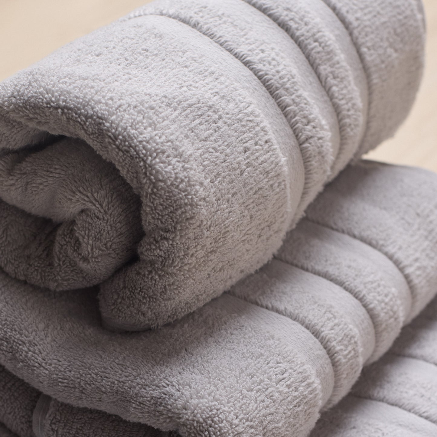 Toalha de Banho Gigante Buddemeyer Luxus Hotel New York Dual Air Cinza 90x170cm