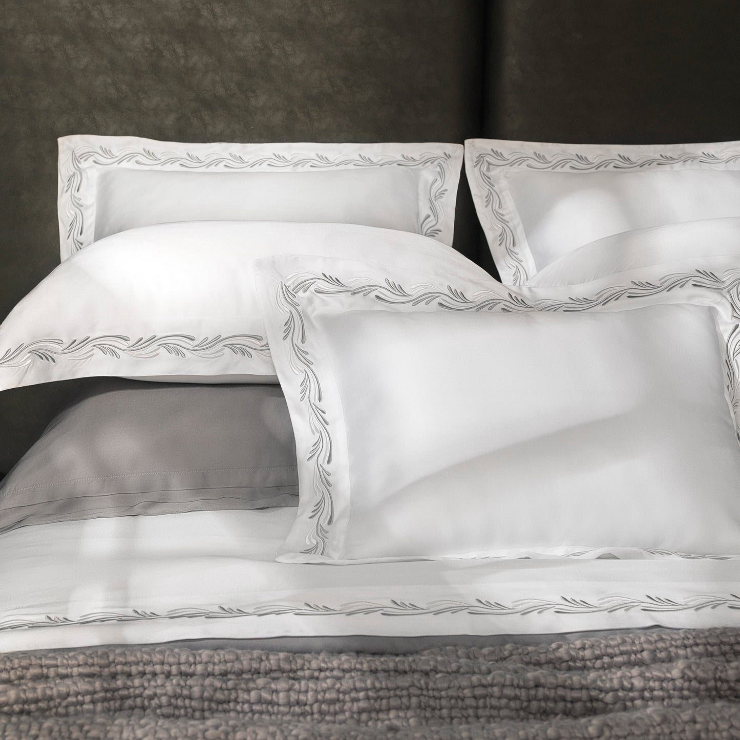 Almofada Altenburg Haus Ondas 300 Fios Cetim 100% Bambu Branco