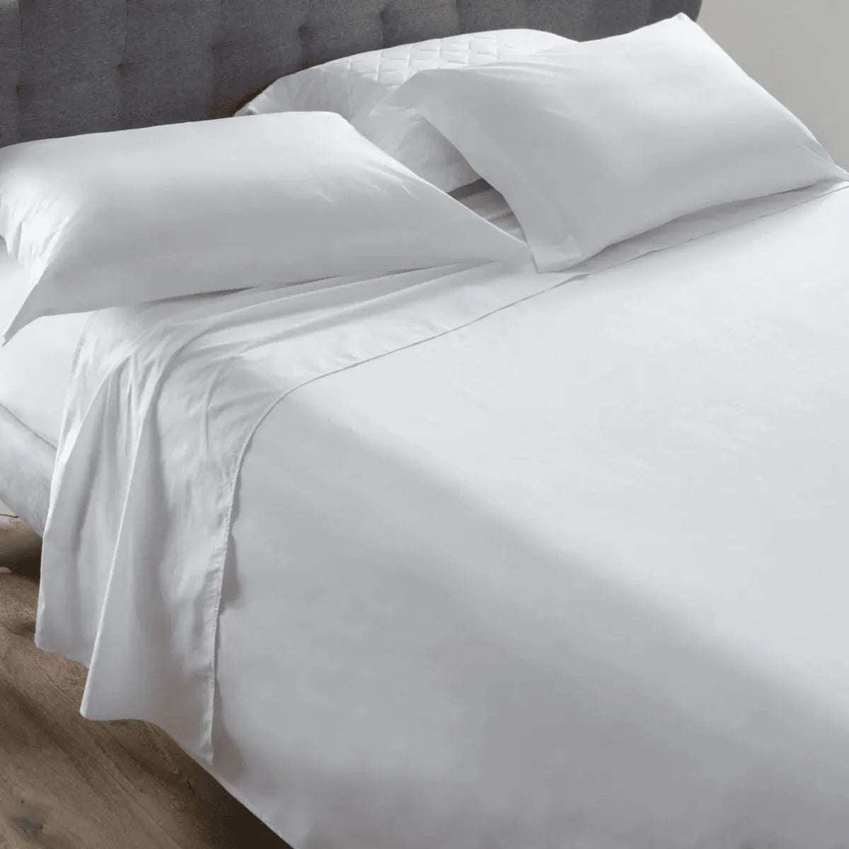 Par de Fronhas Kacyumara Vida Bela Tinto Branco 200 Fios Percal (50cm x 90cm)