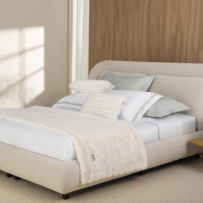 Almofada Trussardi Horatia Branco – 30 x 50cm