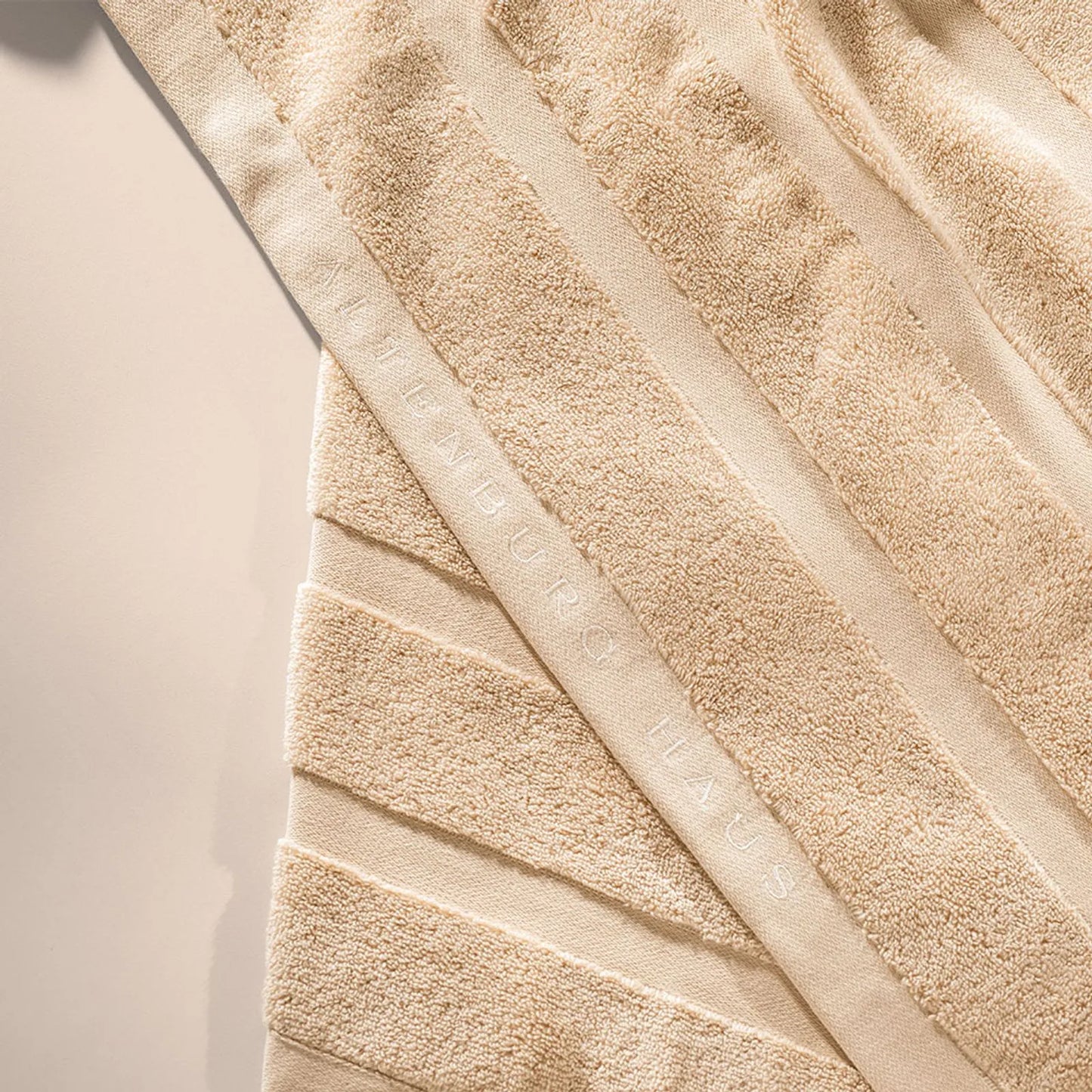Toalha de Banhão Altenburg Haus Egípcio Bege Instinto (85cm x 1,50m)