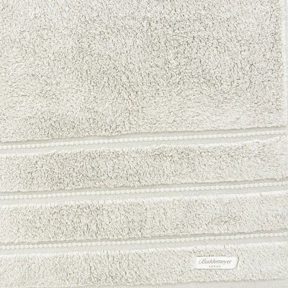 Toalha de Banho Gigante Buddemeyer Luxus Baby Skin Air Cinza 90cm x 1,60m