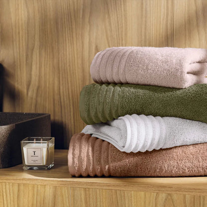 Toalha de Banho Trussardi Imperiale Oliva 100% Algodão 540g/m² 70cm x 1,40m