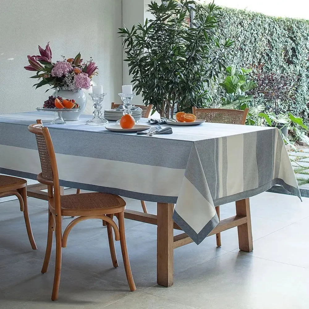 Toalha de Mesa Buddemeyer Lush Quadrada Azul Fio Tinto 2,20m x 2,20m
