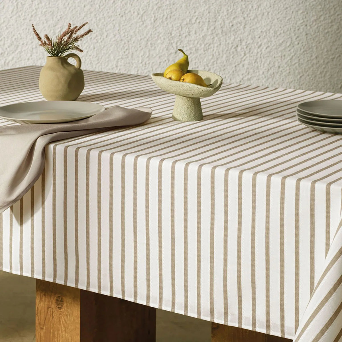 Toalha de Mesa Quadrada 8 Lugares Karsten Sempre Limpa Zaira Branco 1,80m x 1,80m