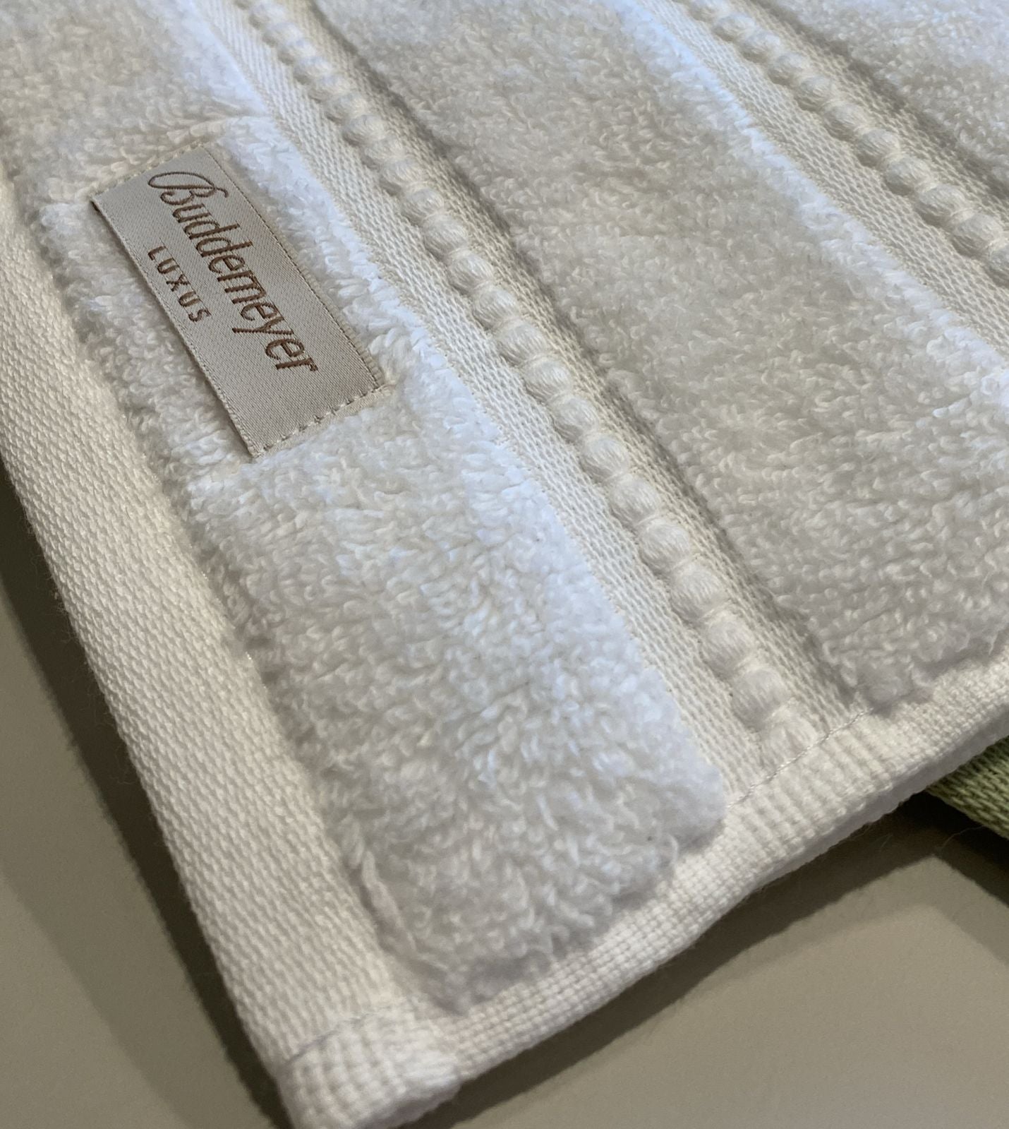 TOALHA FELPA LAVABO BABY SKIN AIR BRANCO 30X50CM