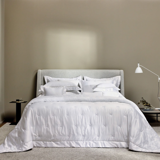 Kit Cobre Leito Colcha Trussardi Rizzi 3 peças 600 Fios  290 x 270cm King Branco Trussardi