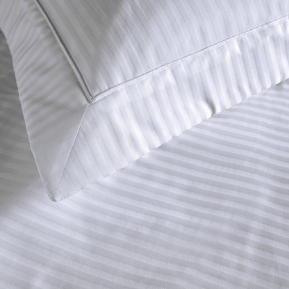 Colcha com Porta Travesseiros King Trussardi Fratelli 300 Fios 100% Algodão Egípcio Branco