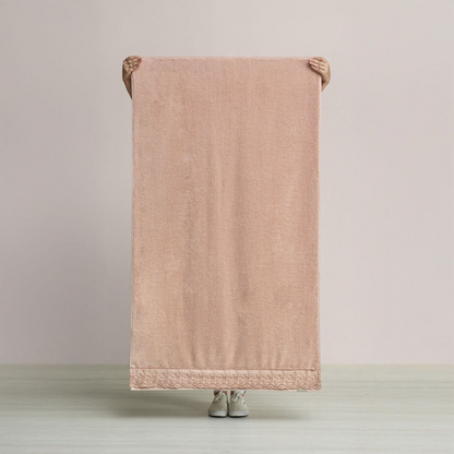 Toalha de Banho com Bordado Fio Penteado Antônia Rose