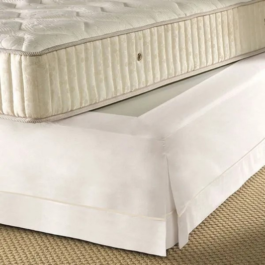 Saia para Colchão Karsten Pilar com Elástico 100% Algodão 160 x 200 x 35cm Queen Branco