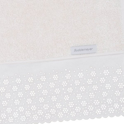 Toalha de Rosto com Aplicação Lovely 48x90 cm Cor Branco 100% Algodão
