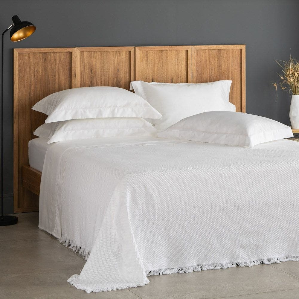 Colcha Buddemeyer Jacque com Franja Modelo 10014-104 100% Algodão Tricot Casal Cor Branco