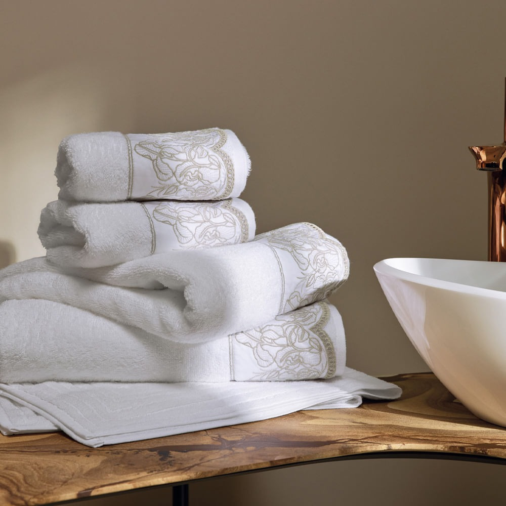 Jogo de Banho  Gigante  Peças 86x150cm Branco